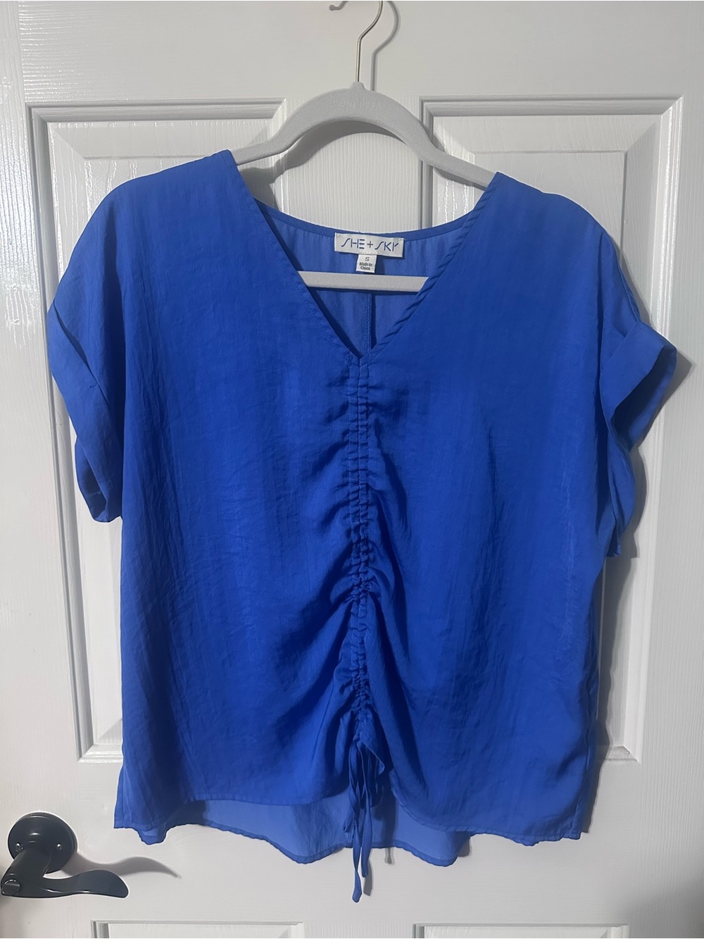 She & Sky Blue V-Neck Ruched Front Women's Top